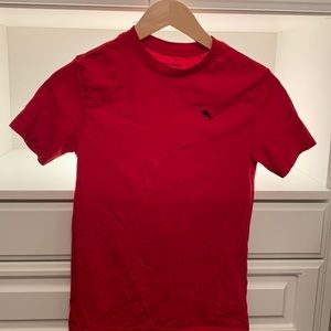 Boys Tommy Bahama red T-shirt – never worn!